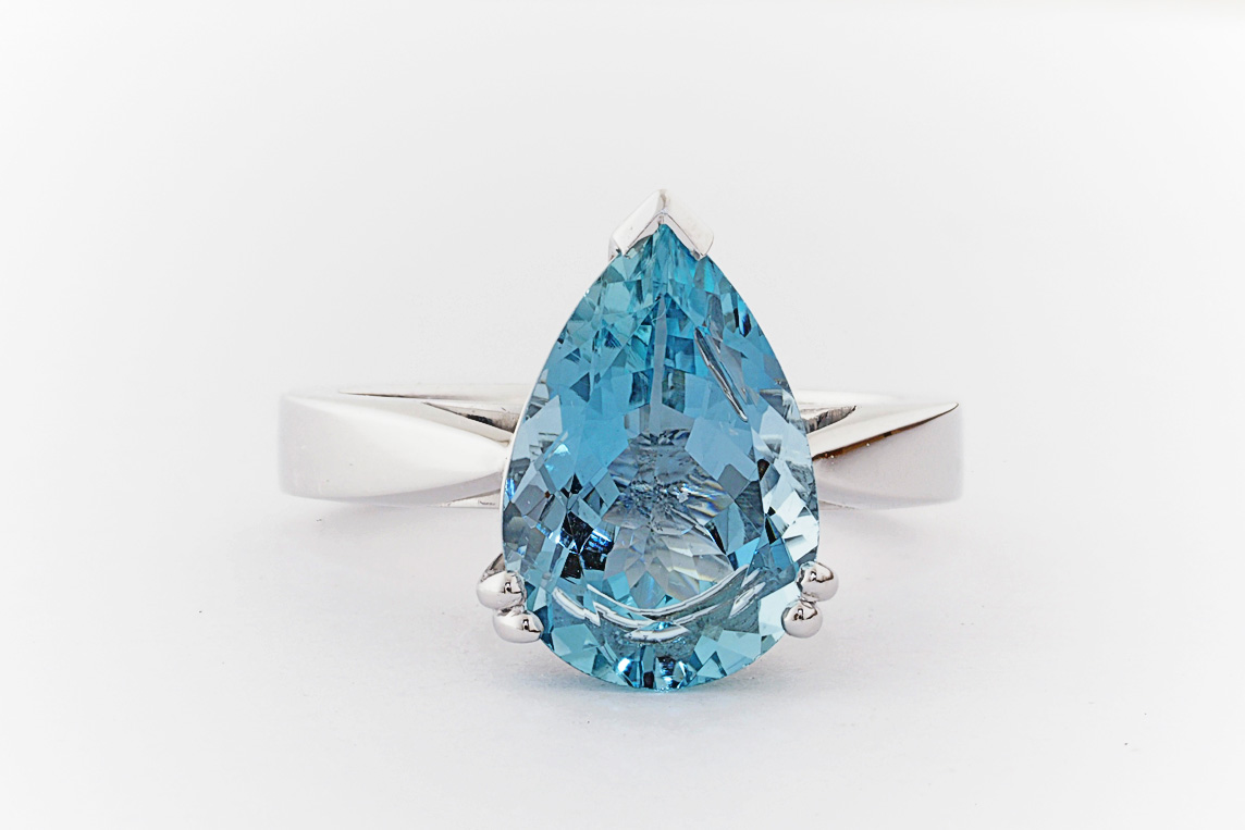 7 Stone 1.25 Carat Aquamarine and Diamond Engagement Ring in White Gol —  kisnagems.co.uk