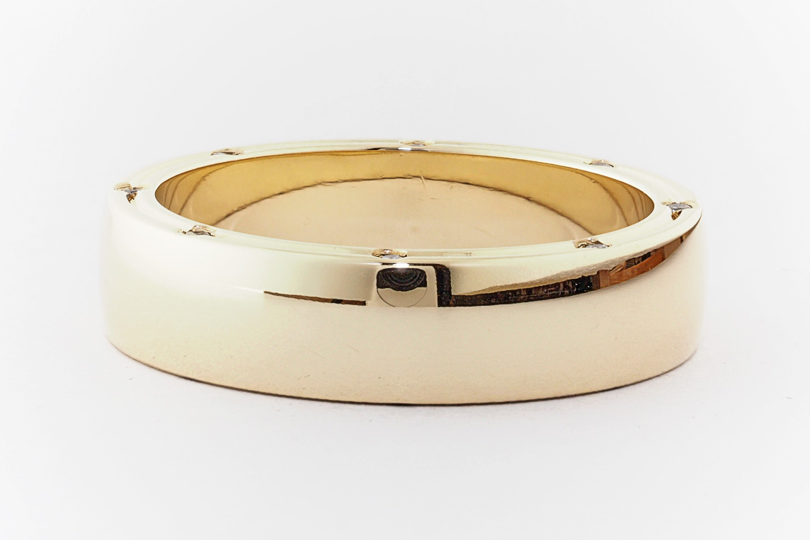 9ct yellow gold diamond set wedding ring - EverettBrookes Jewellers