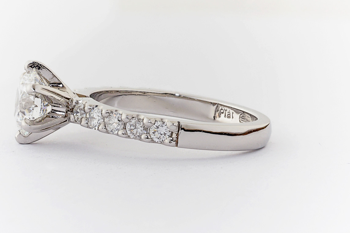 Ladies Diamond Ring