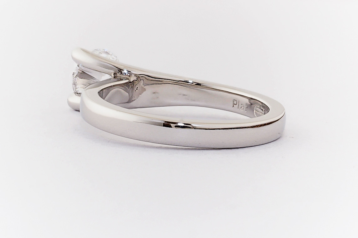 Ladies Diamond Ring