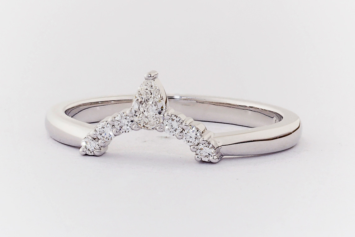 Ladies Diamond Ring