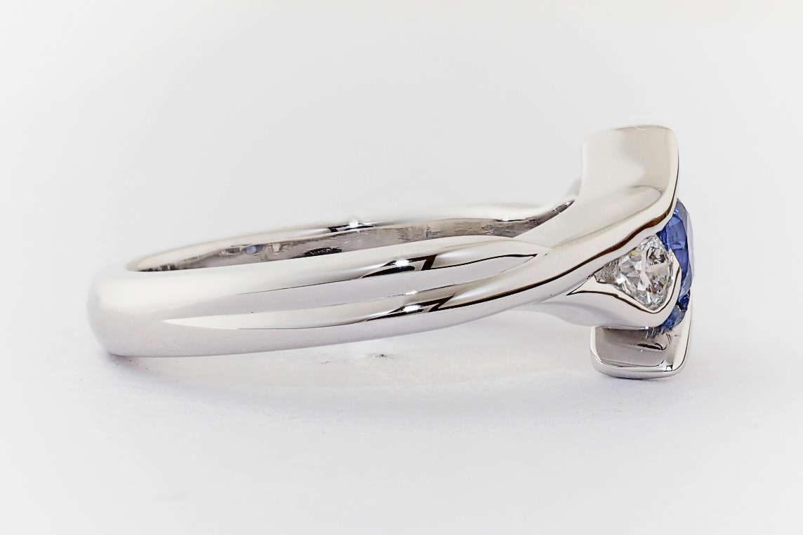 Ladies Diamond Ring