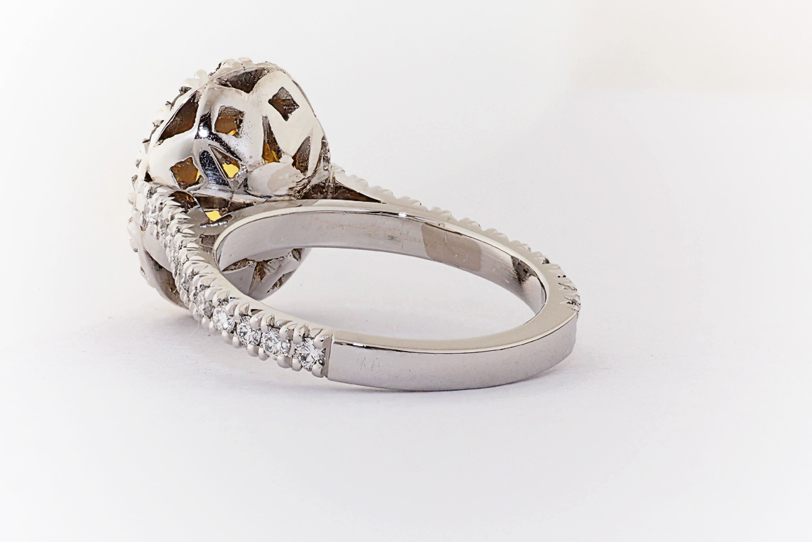 Ladies Diamond Ring