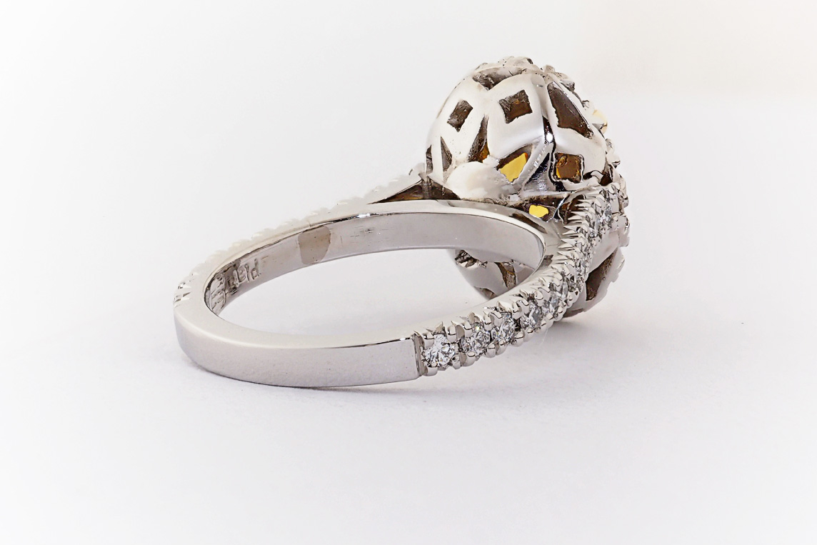 Ladies Diamond Ring