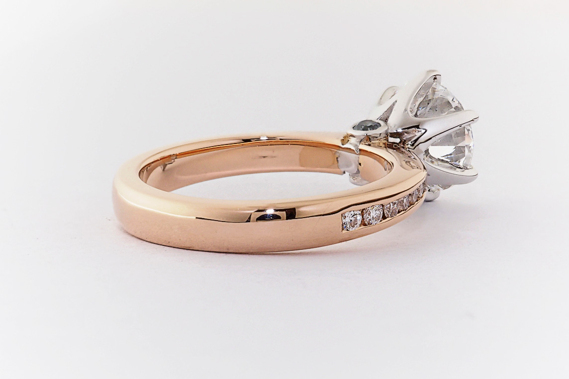 Ladies Diamond Ring
