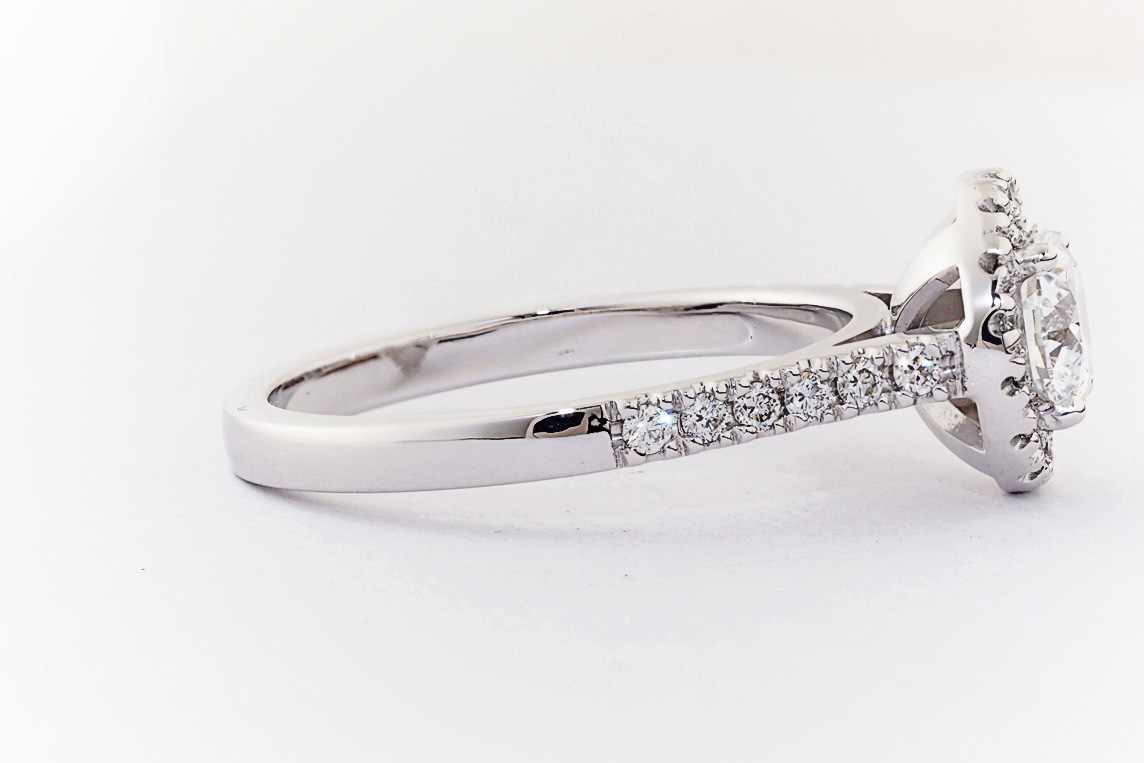 Ladies Diamond Ring