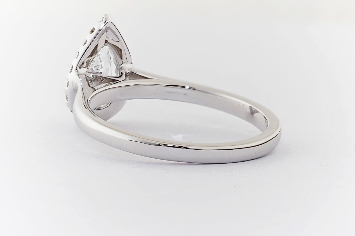 Ladies Diamond Ring