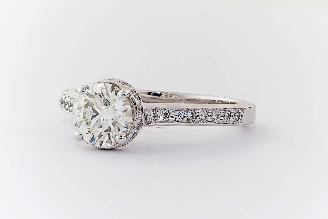 Ladies Diamond Ring