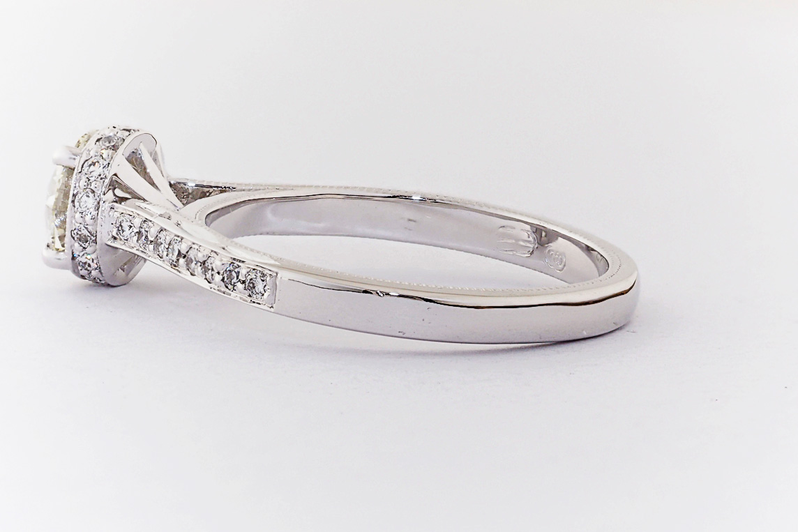 Ladies Diamond Ring