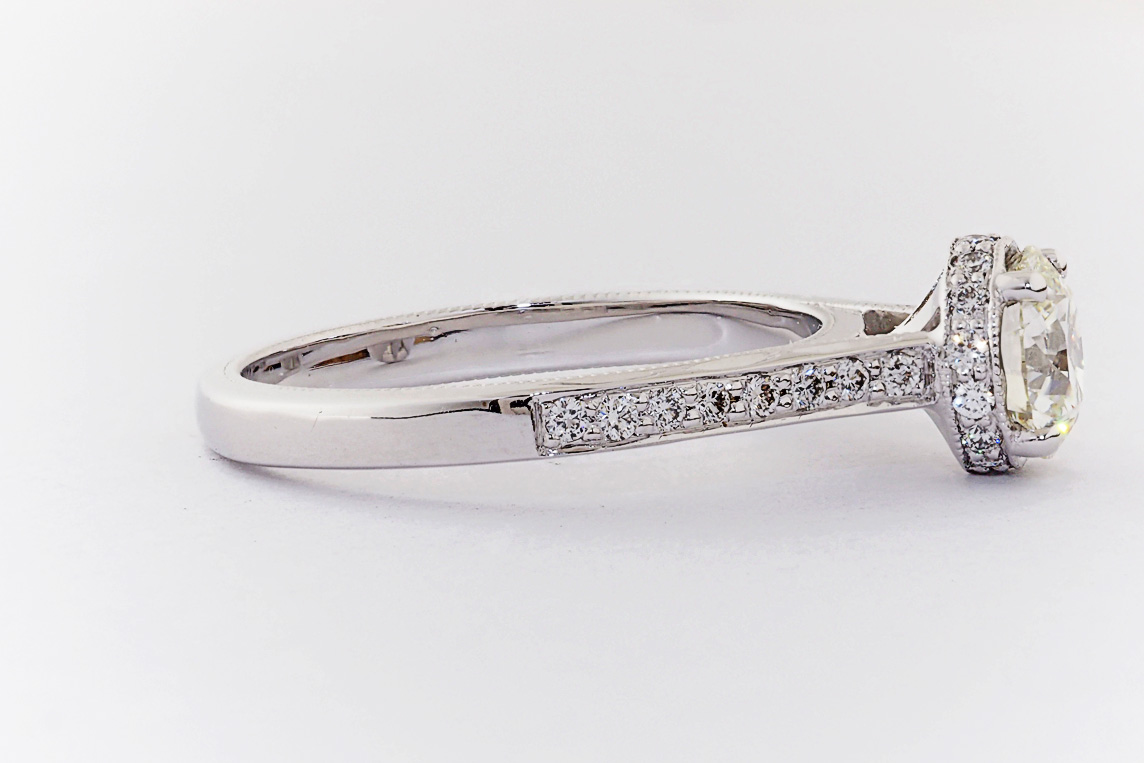 Ladies Diamond Ring