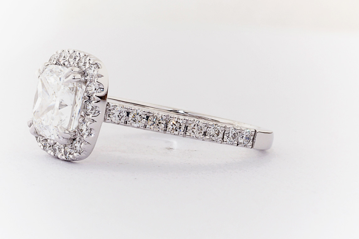 Ladies Diamond Ring
