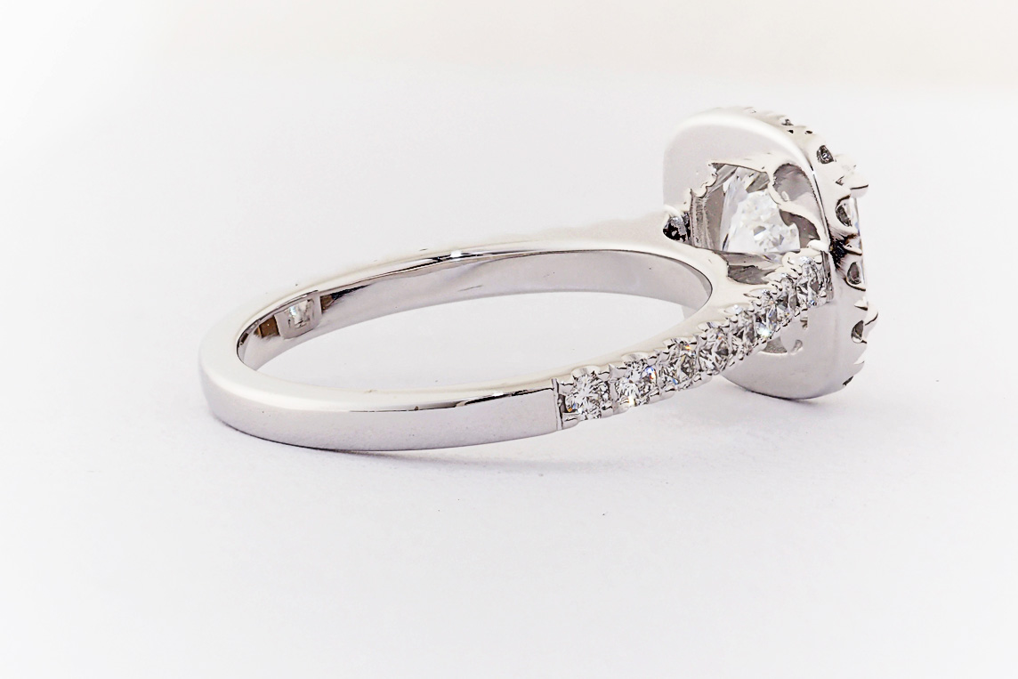 Ladies Diamond Ring