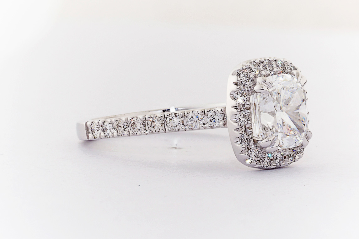 Ladies Diamond Ring