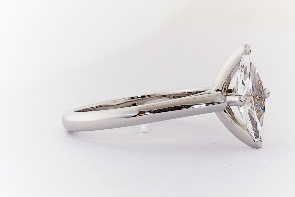 Ladies Diamond Ring