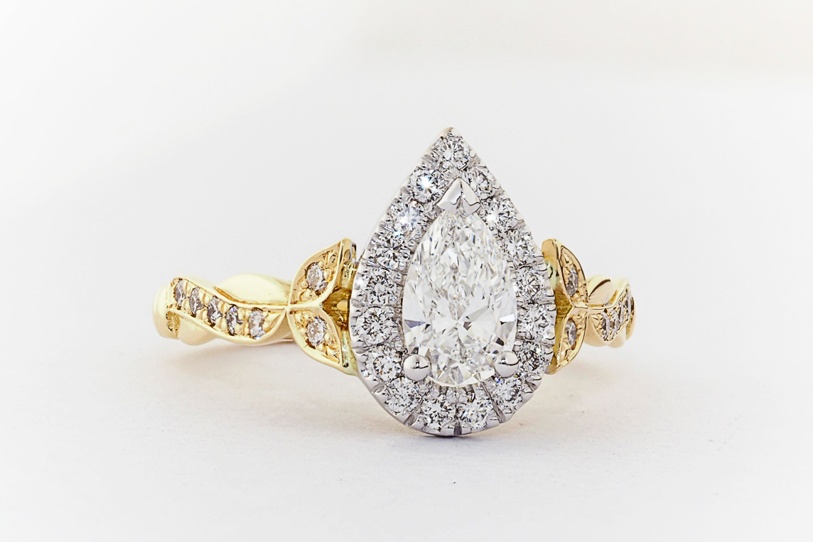 Ladies Diamond Ring