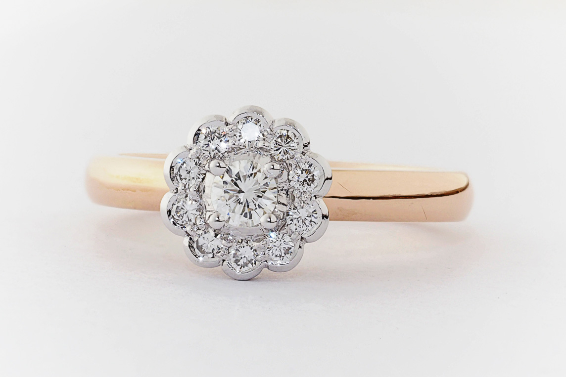 Ladies Diamond Ring