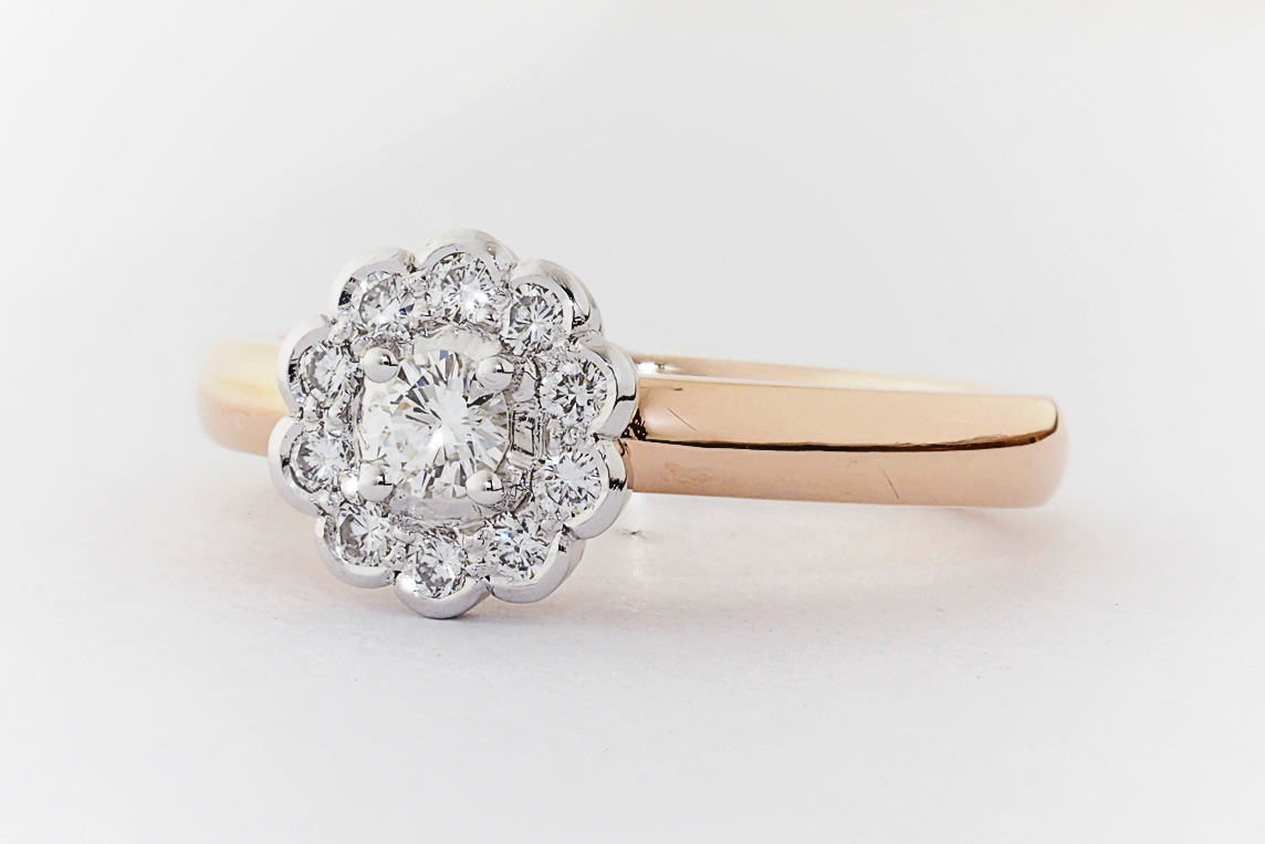 Ladies Diamond Ring