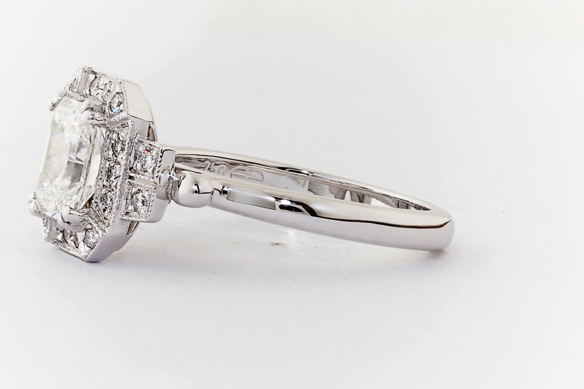 Ladies Diamond Ring