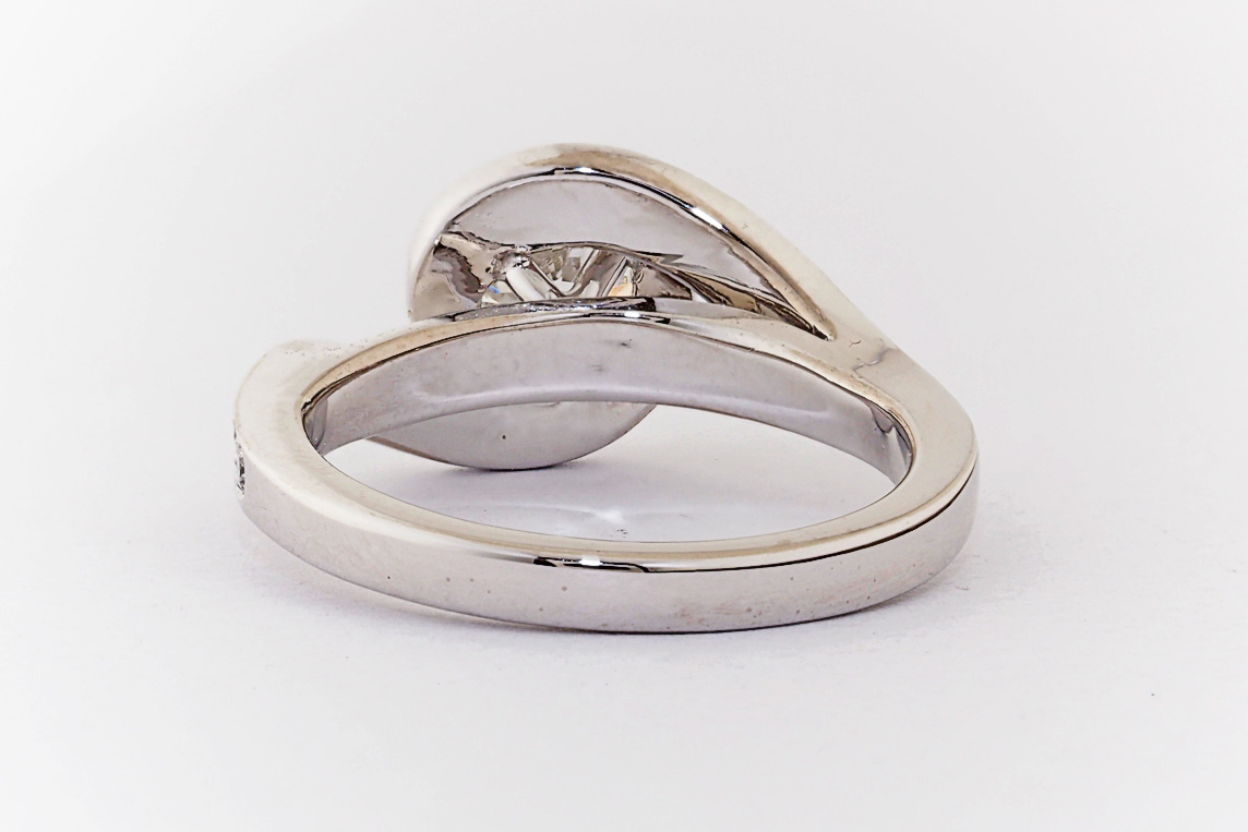 Ladies Diamond Ring