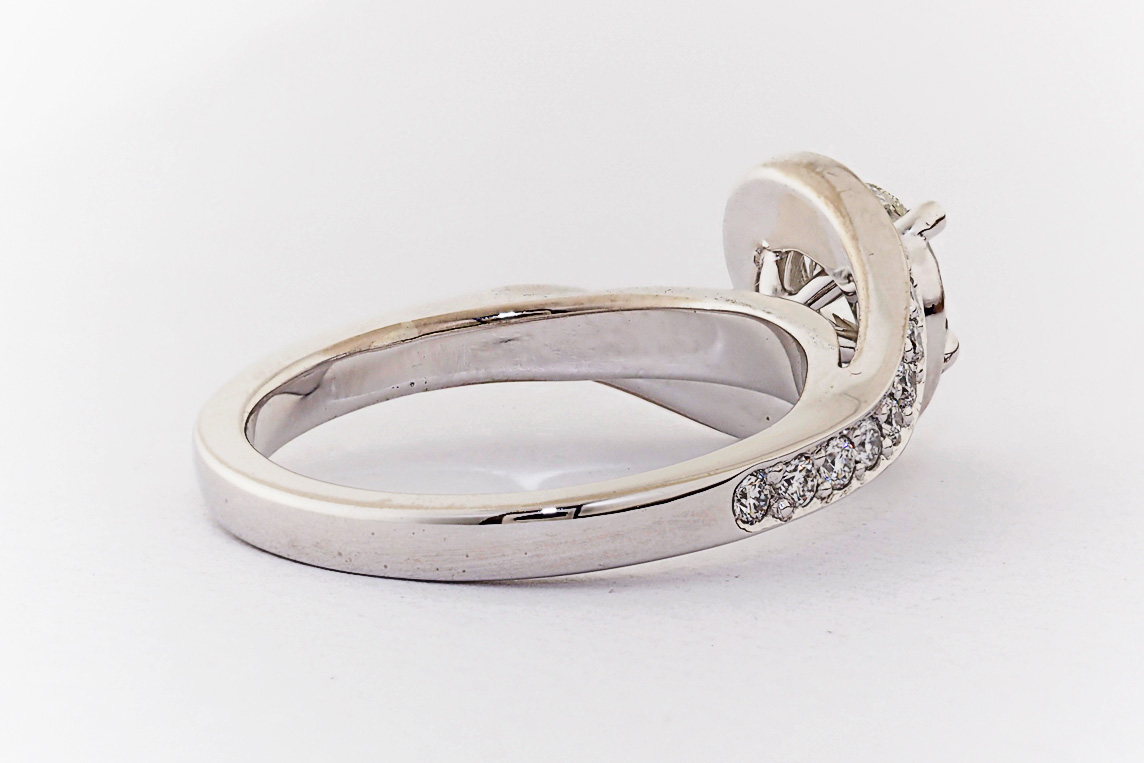 Ladies Diamond Ring