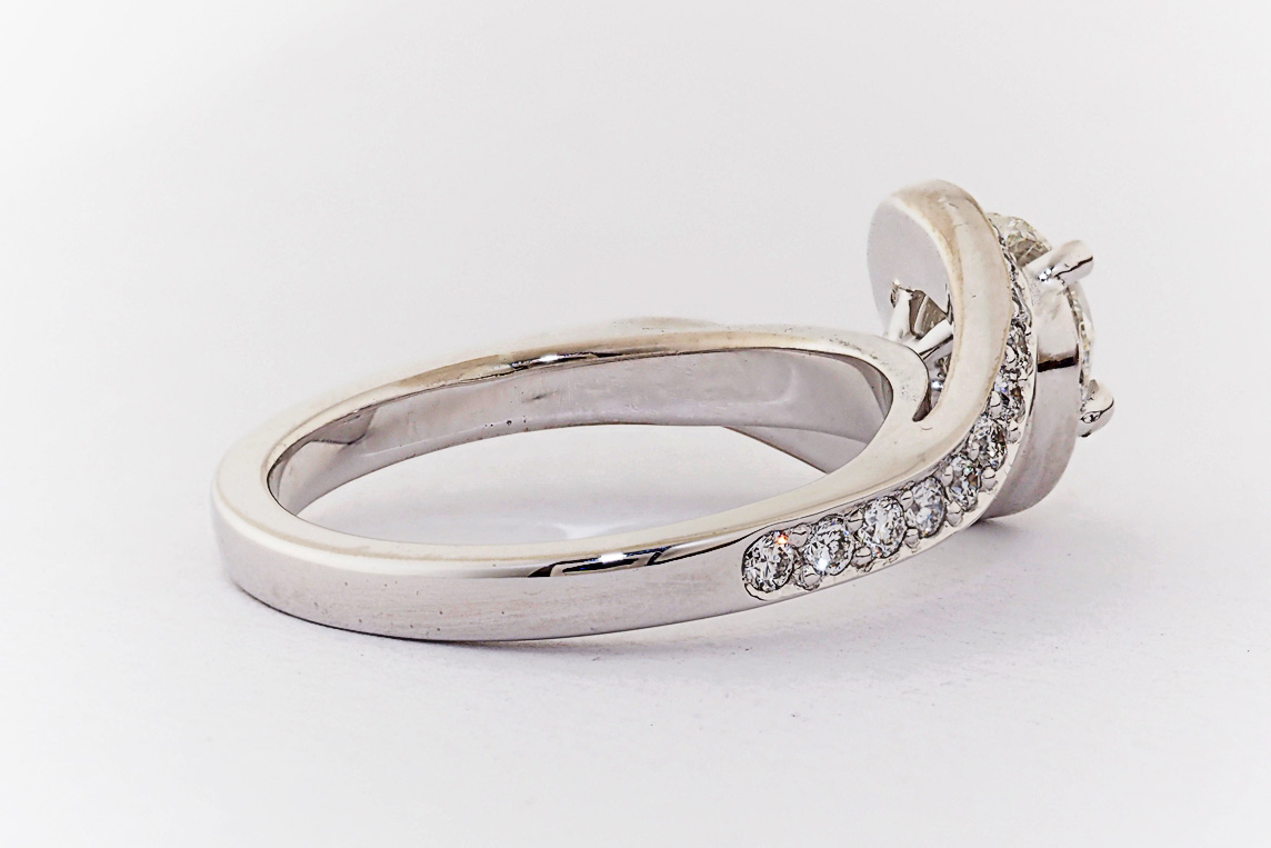 Ladies Diamond Ring