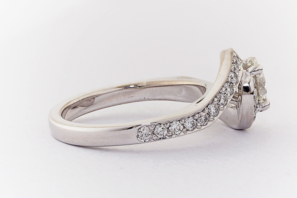 Ladies Diamond Ring