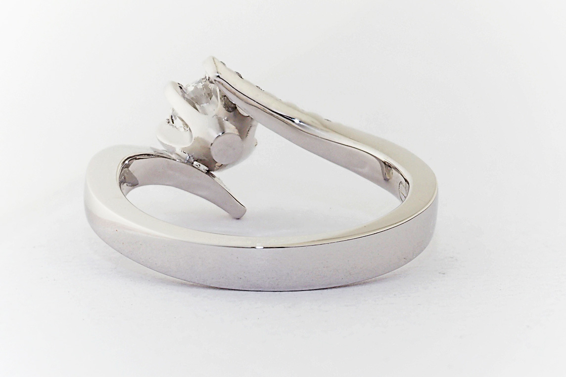 Ladies Diamond Ring