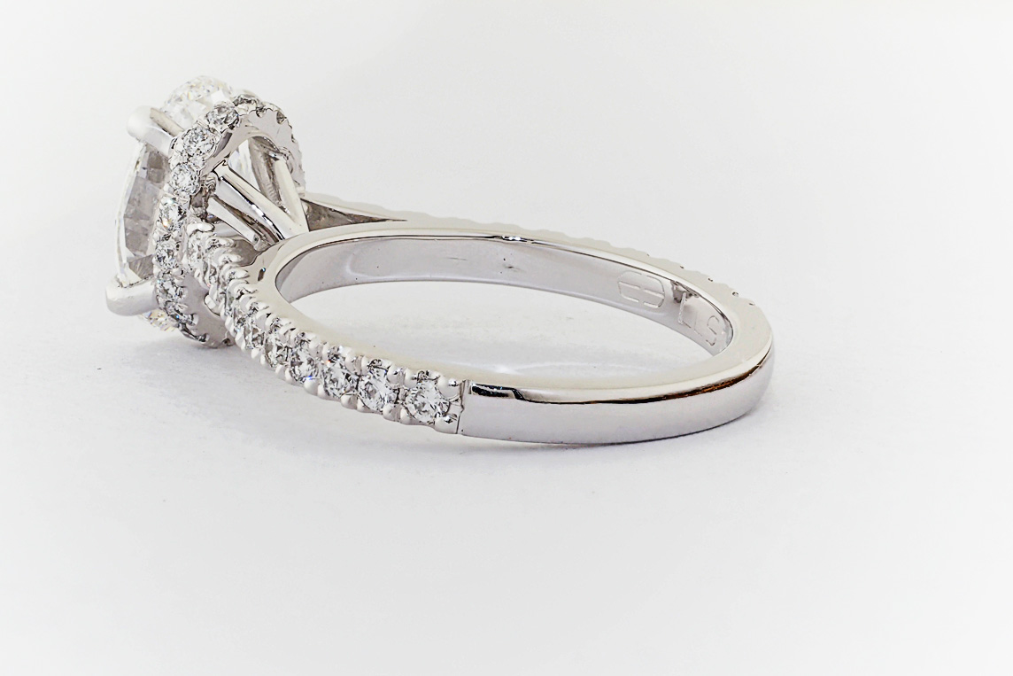 Ladies Diamond Ring