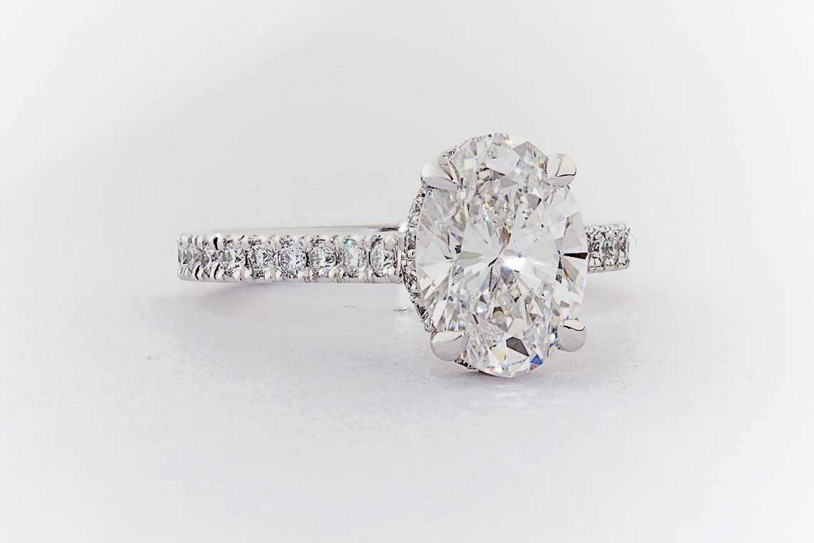 Ladies Diamond Ring