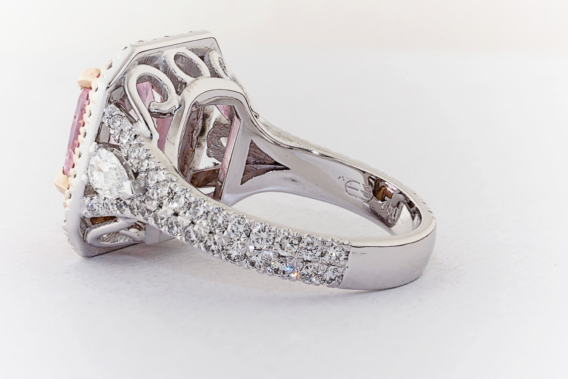 Ladies Diamond Ring