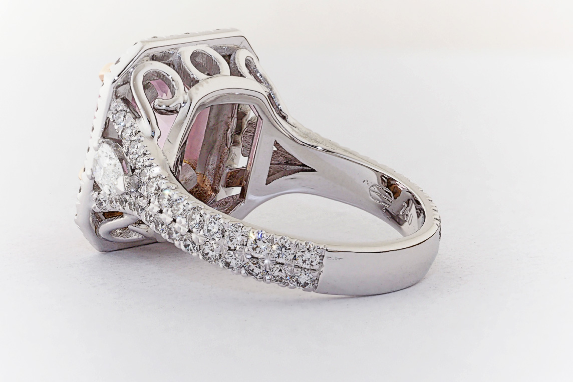 Ladies Diamond Ring