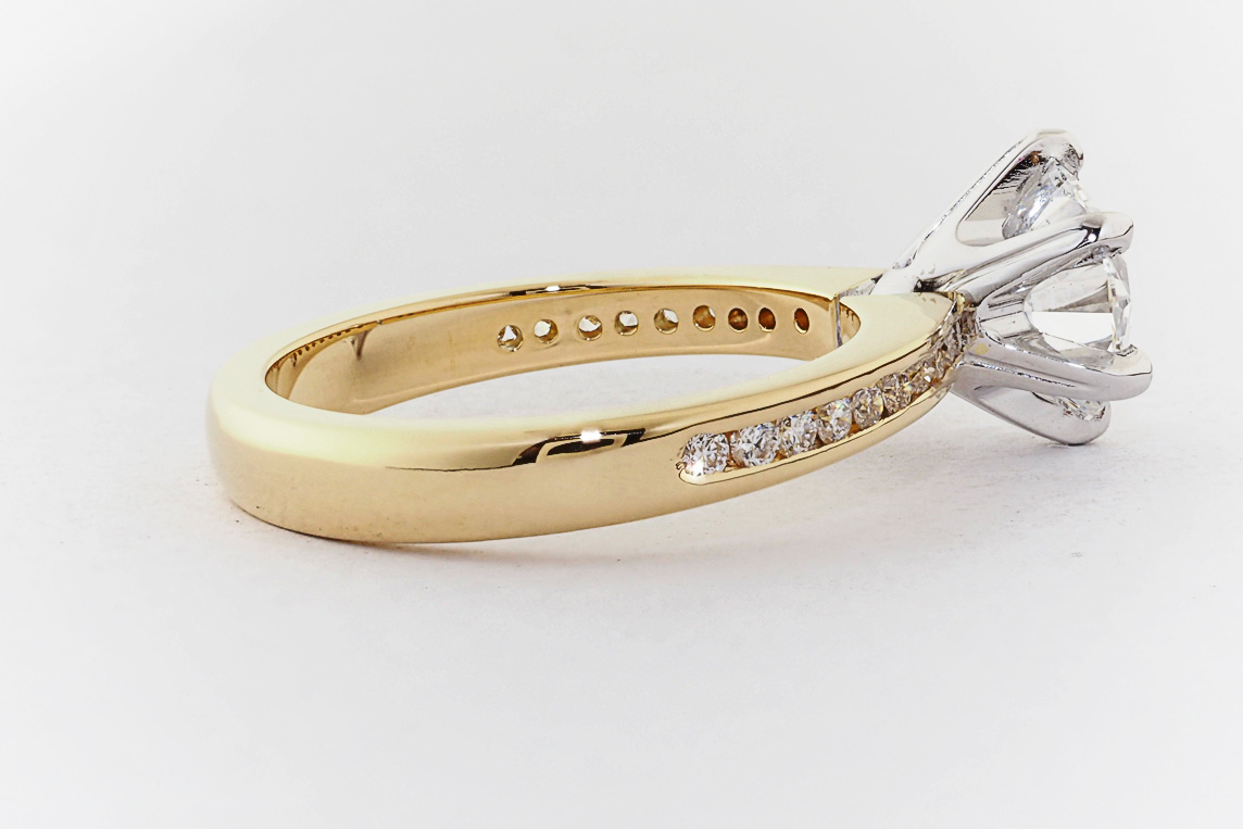 Ladies Diamond Ring