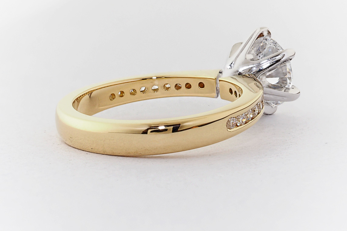 Ladies Diamond Ring