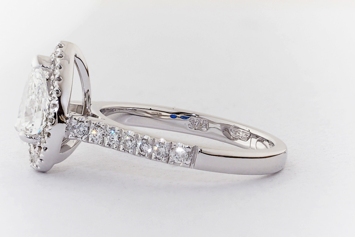Ladies Diamond Ring