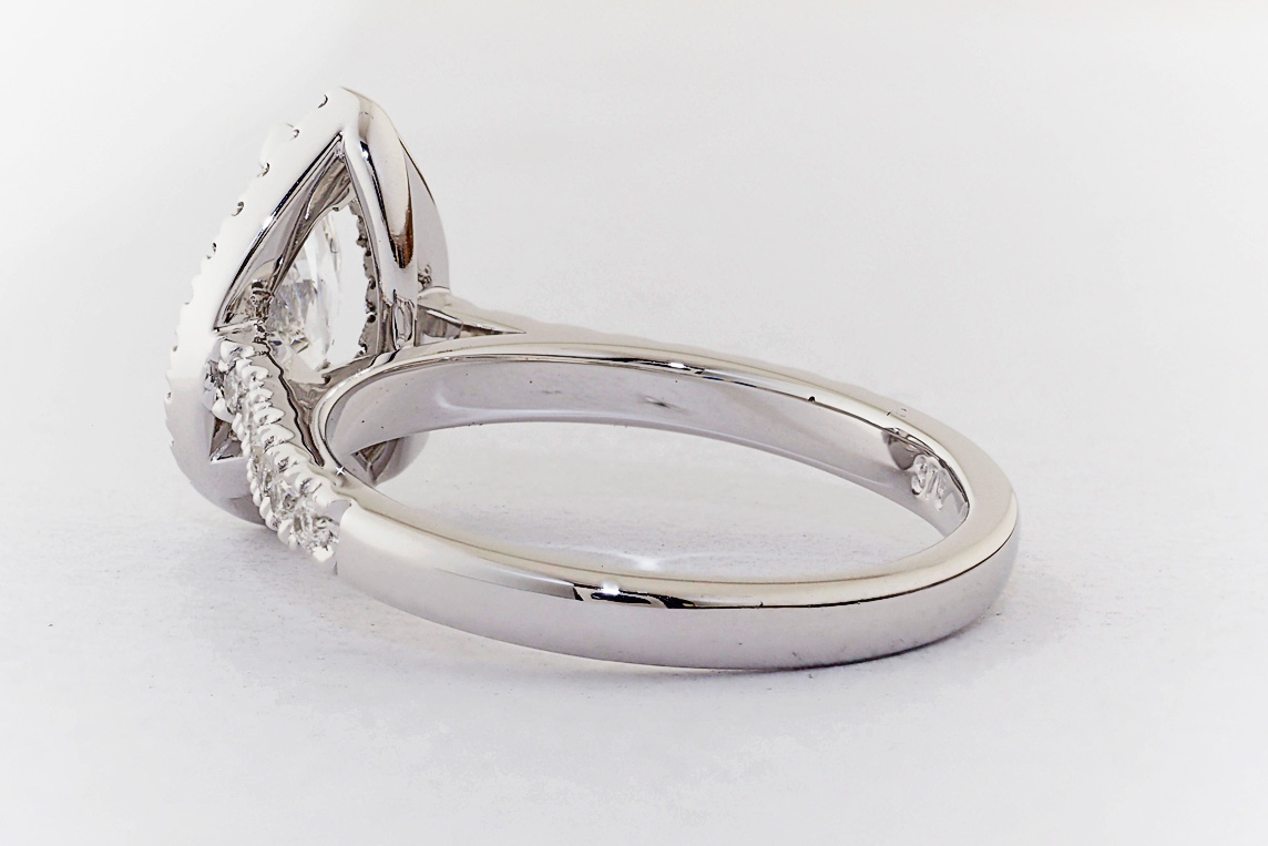 Ladies Diamond Ring