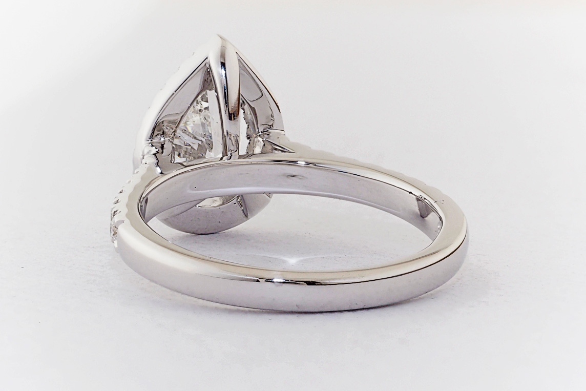 Ladies Diamond Ring