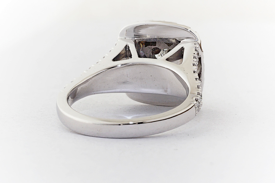 Ladies Diamond Ring