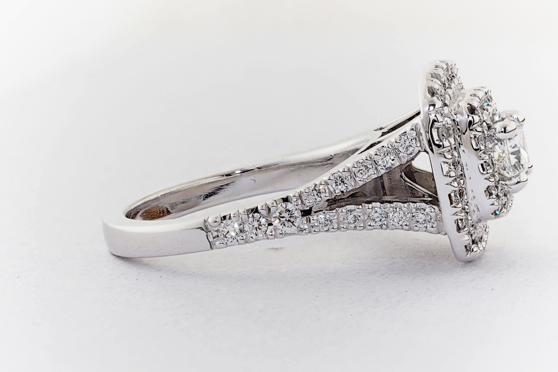Ladies Diamond Ring