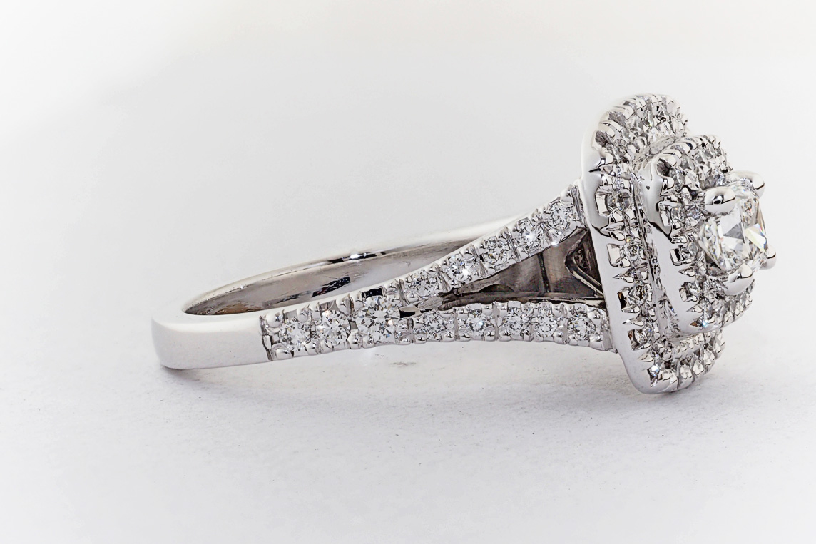 Ladies Diamond Ring
