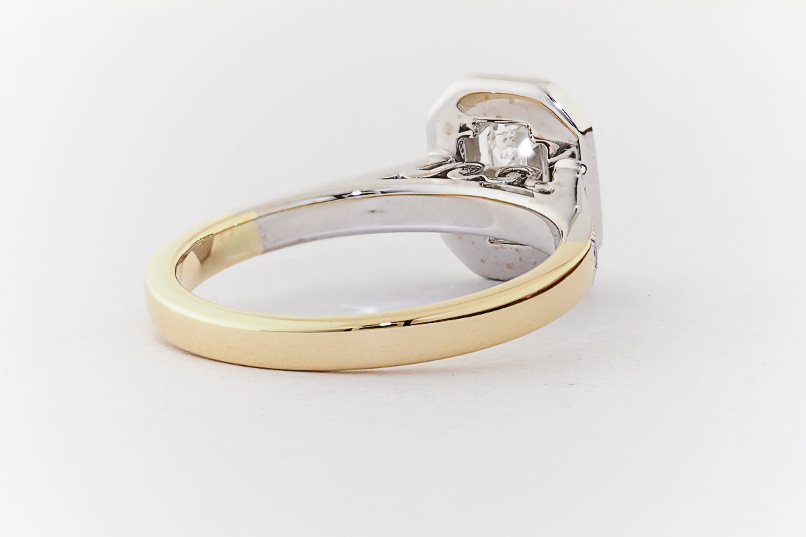 Ladies Diamond Ring