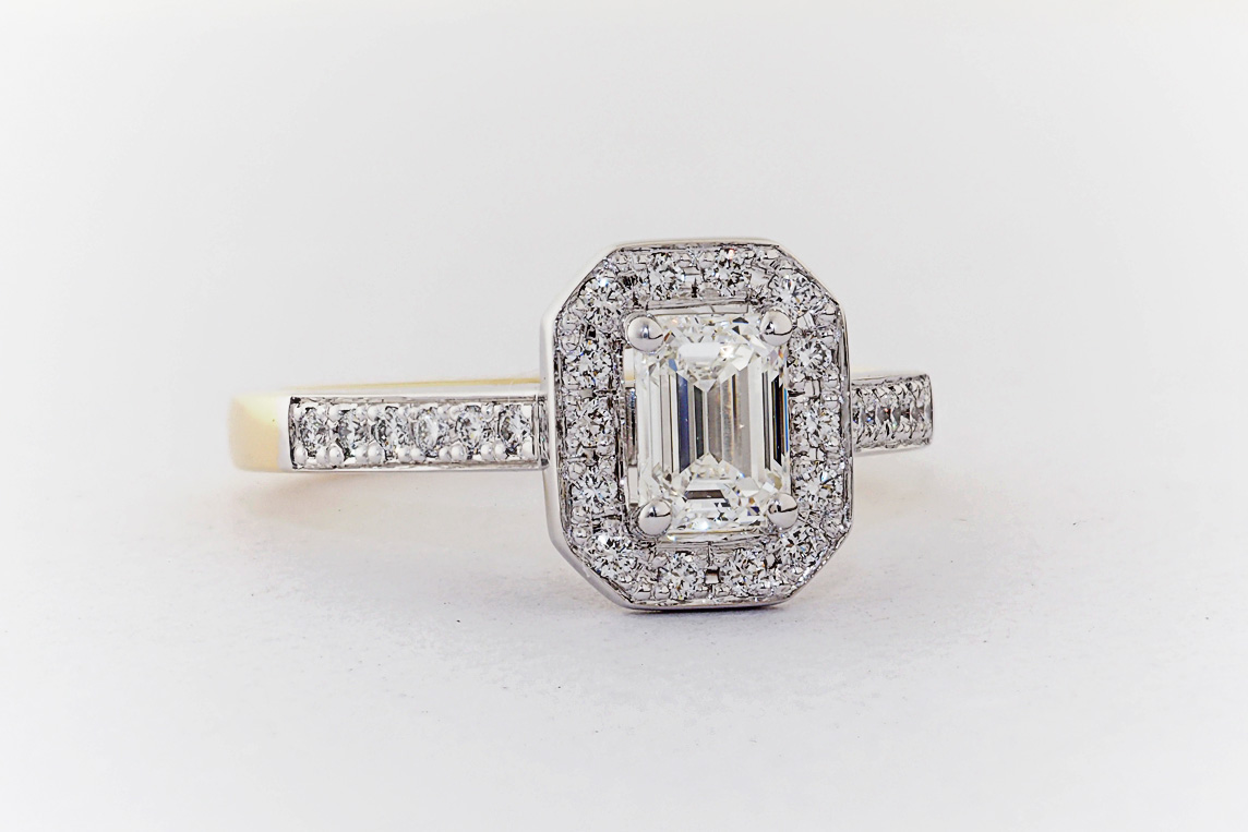 Ladies Diamond Ring