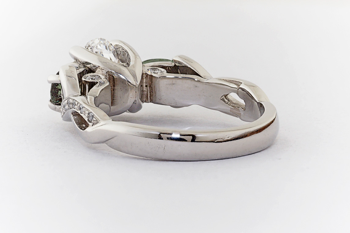 Ladies Diamond Ring