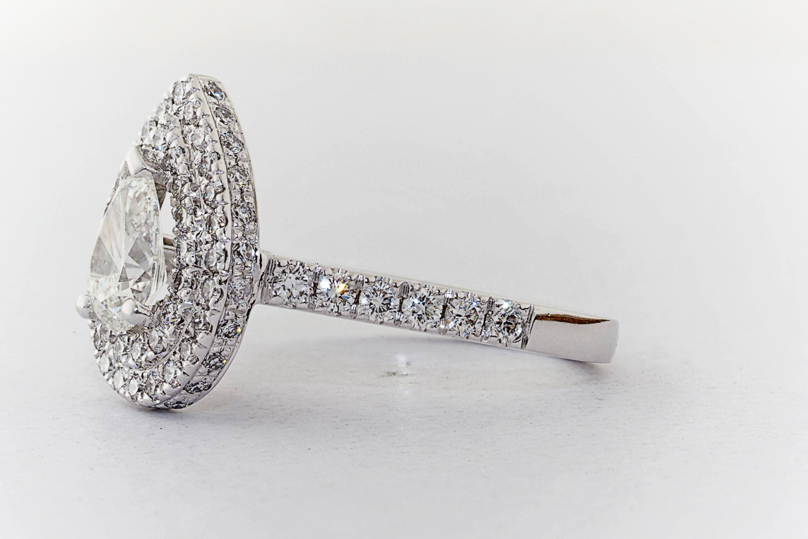 Ladies Diamond Ring