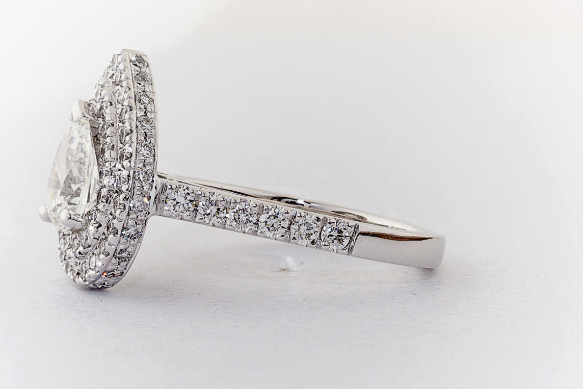 Ladies Diamond Ring