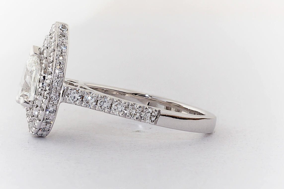 Ladies Diamond Ring